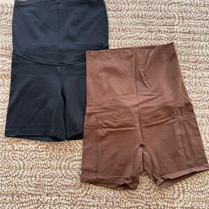 CRZ YOGA Women's Black and Brown Maternity Bike Shorts XS